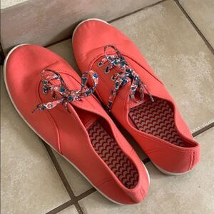 Pink casual sneakers 